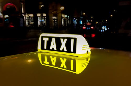 Taxi vervoer regelen